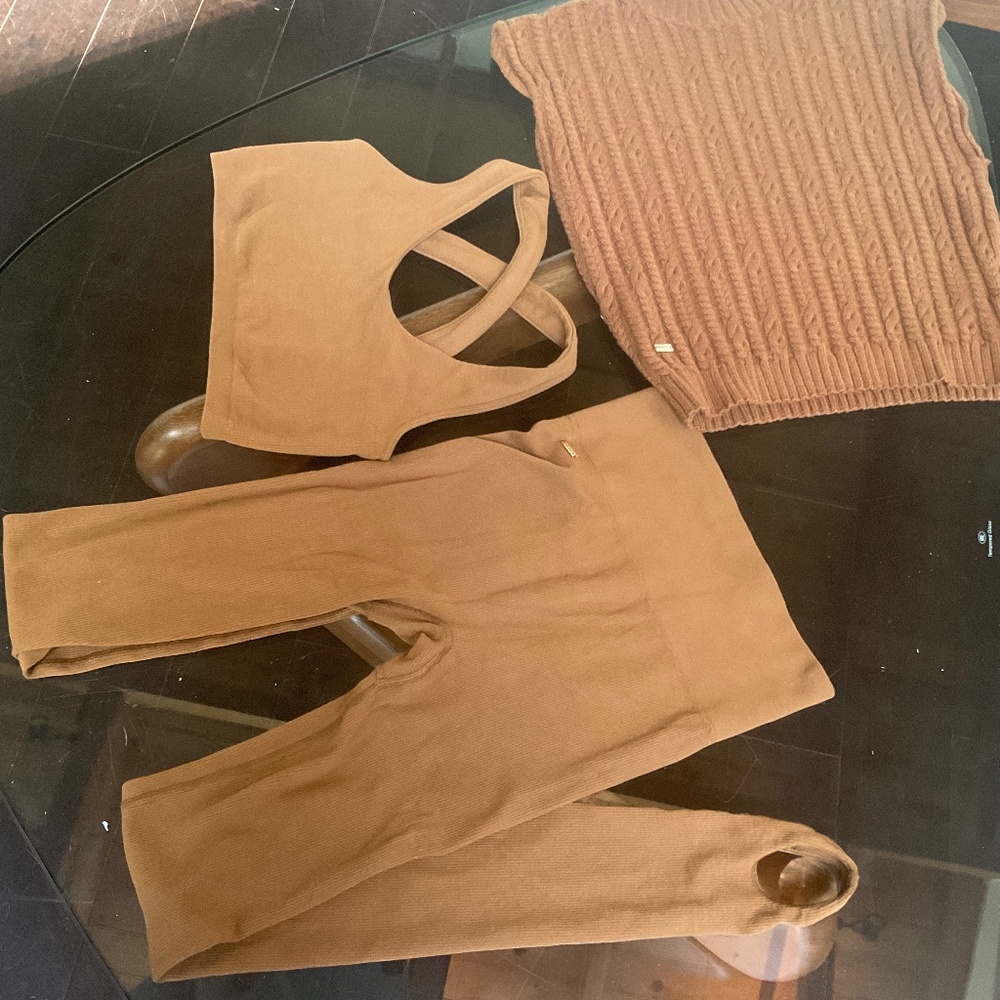 Hand dyed Lune active sweater athleisure set